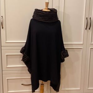 Capote Poncho with Faux fur collar and trim